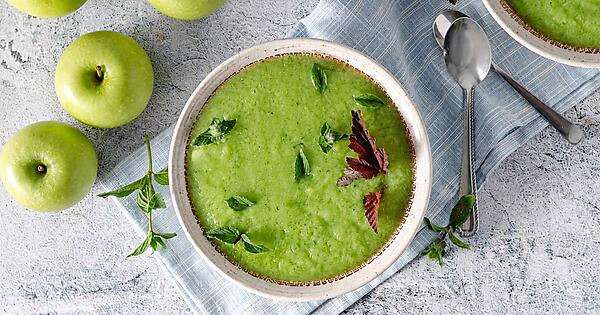 Zuppa di mele e zucchine